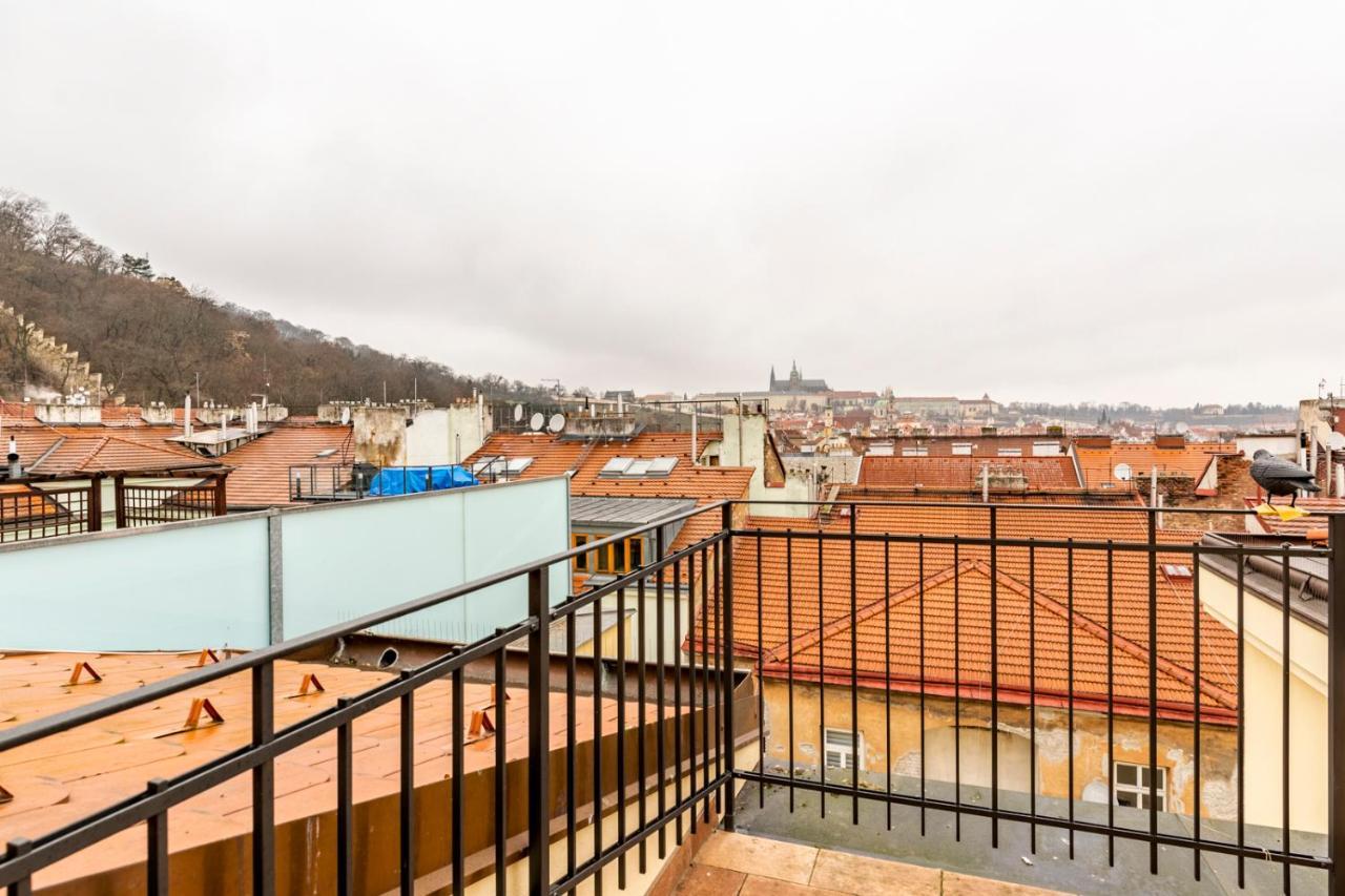 Petrin Tower Residence Прага Екстер'єр фото