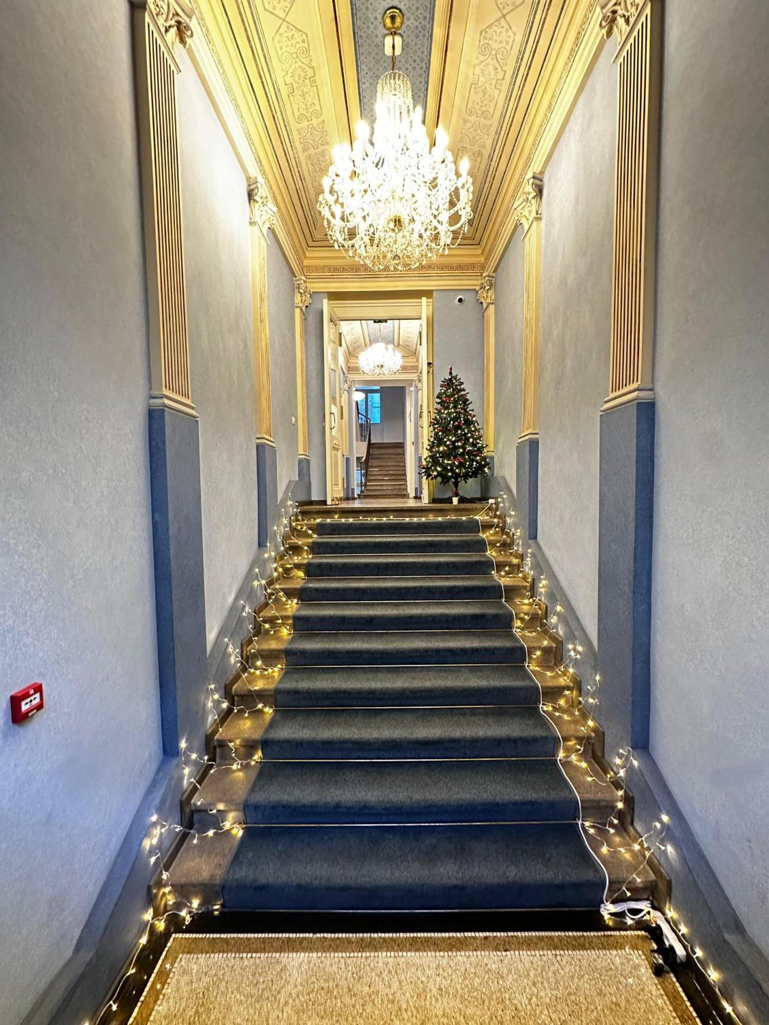 Petrin Tower Residence Прага Екстер'єр фото